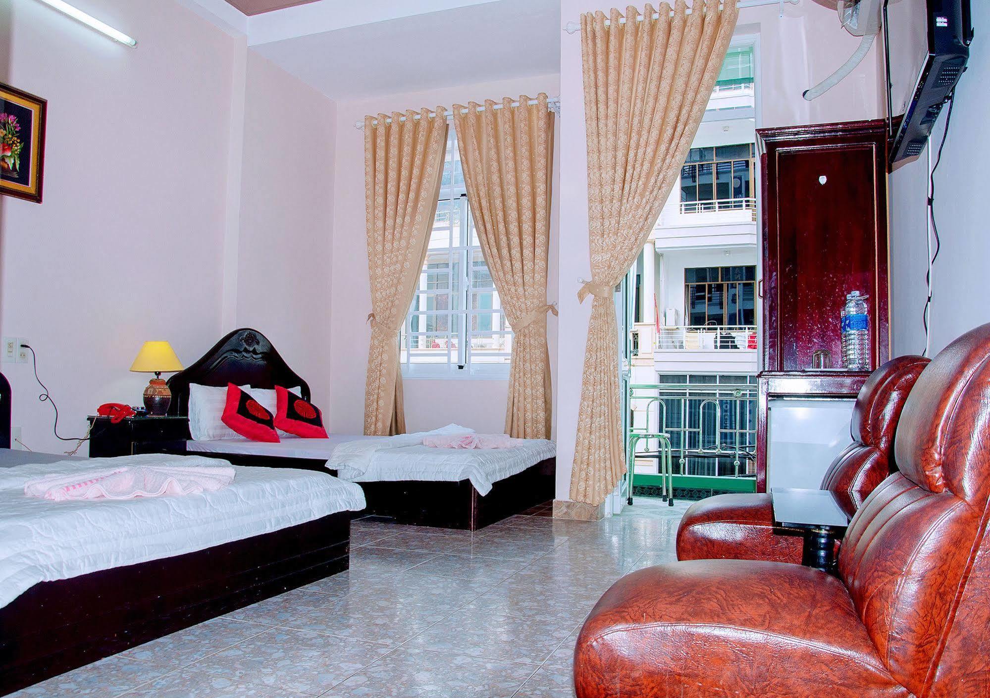Hoang Ha Hotel Nha Trang Bagian luar foto